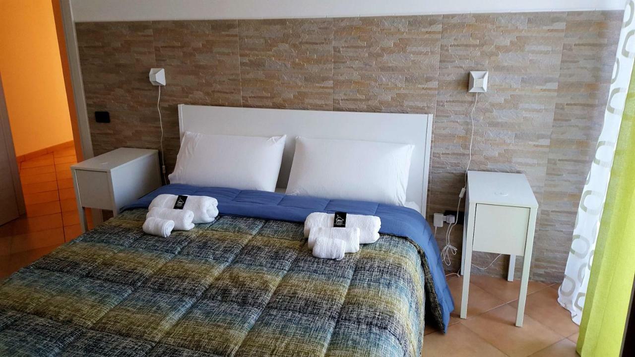 Zevi Home ซาแลร์โน ภายนอก รูปภาพ