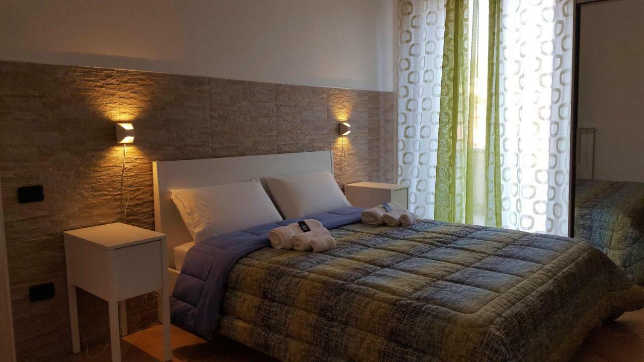 Zevi Home ซาแลร์โน ภายนอก รูปภาพ
